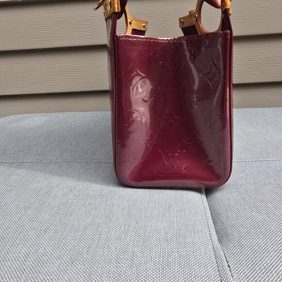 Louis Vuitton Roxbury Drive Vernis Amarante - Picture 5 of 12